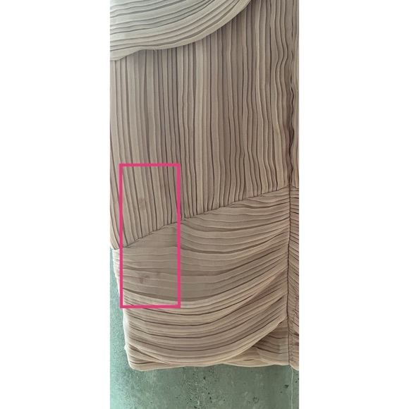 Burberry London Nude Ruched Pleated Chiffon Cocktail Dress - Picture 15 of 15